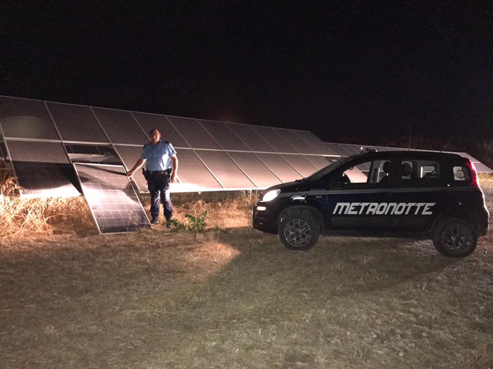 PANNELLI FOTOVOLTAICI NEL MIRINO I METRONOTTE SVENTANO UN FURTO TRA